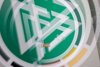 Die DFB-Übergangsführung hat sich über den Fahrplan bis zu den Neuwahlen Anfang 2022 verständigt.
