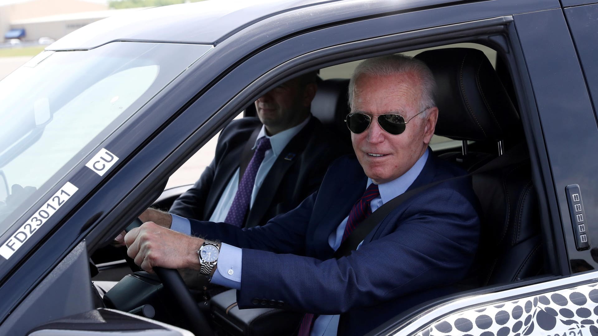 US-Präsident Joe Biden im neuen F-150 Lightning Pickup von Ford US-Präsident Joe Biden im neuen F-150 Lightning Pickup von Ford