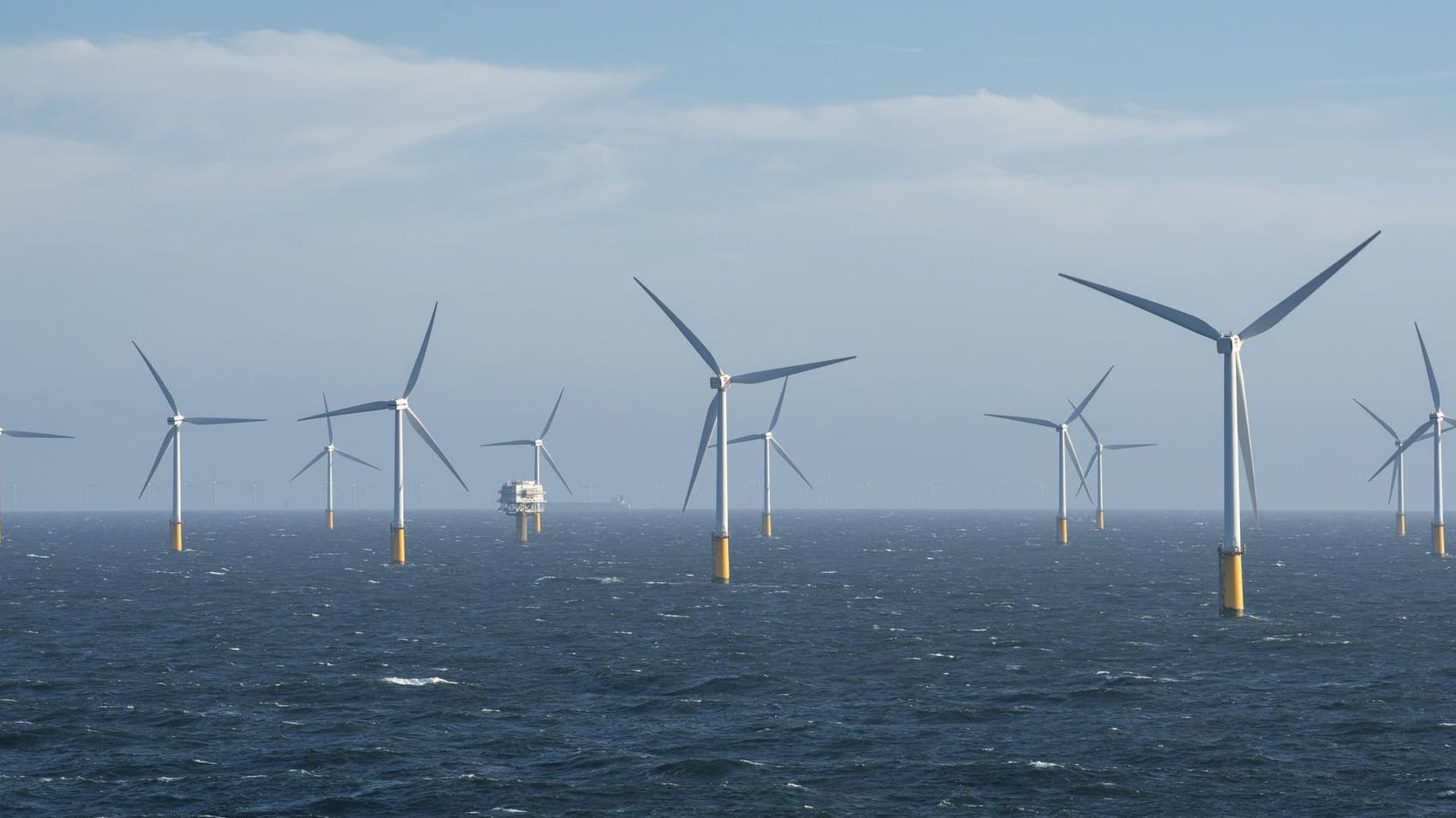 Offshore-Windpark (Symbolbild): BASF und RWE wollen einen solchen bauen.