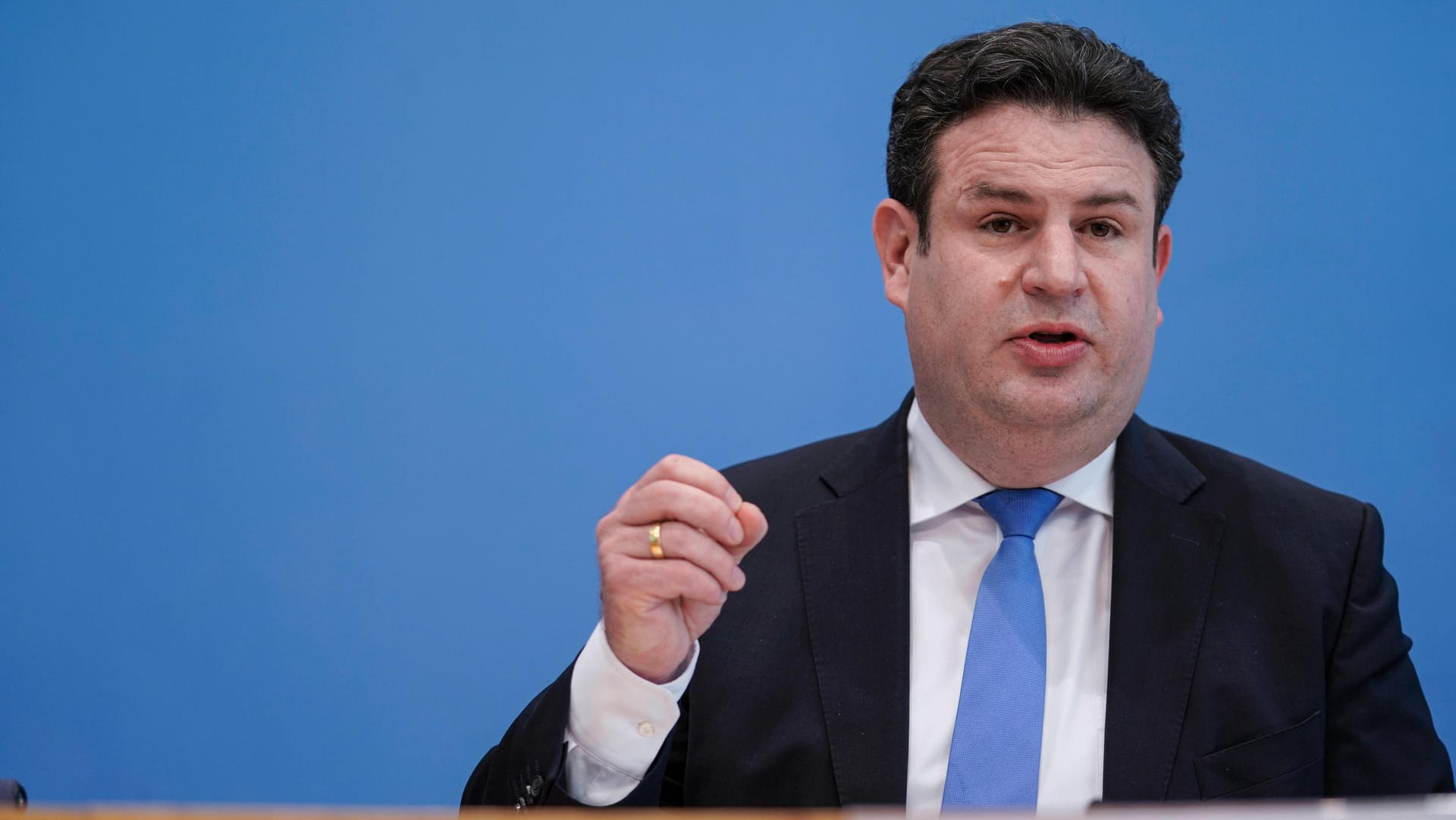Arbeitsminister Hubertus Heil: "Wenn es notwendig ist, werden wir darüber hinaus auch weiter verlängern." Arbeitsminister Hubertus Heil: "Wenn es notwendig ist, werden wir darüber hinaus auch weiter verlängern."