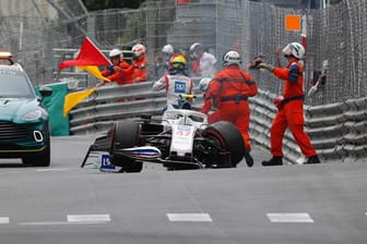 Der Haas-Bolide von Mick Schumacher: Wegen der Schäden am Rennauto kann der Sohn von Rennlegende Michael nicht am Qualifying teilnehmen.