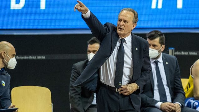 ALBAs Head-Coach: Aito Garcia Reneses.