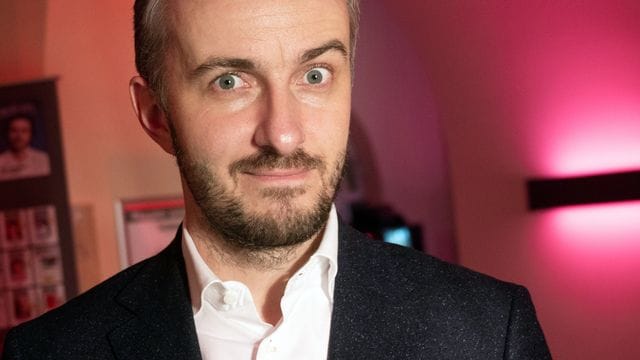 Jan Böhmermann plant einen Besuch in Halle.