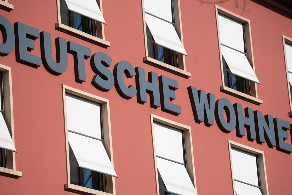 Firmensitz von Deutsche Wohnen (Archivbild): Vonovia will die Nummer zwei auf dem Markt für knapp 19 Milliarden Euro schlucken.