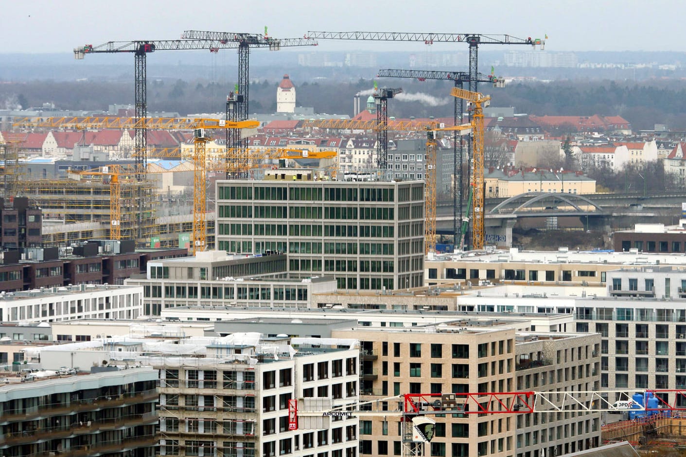 Wohnungen in Berlin (Symbolbild): Vonovia will die Deutsche Wohnen kaufen.