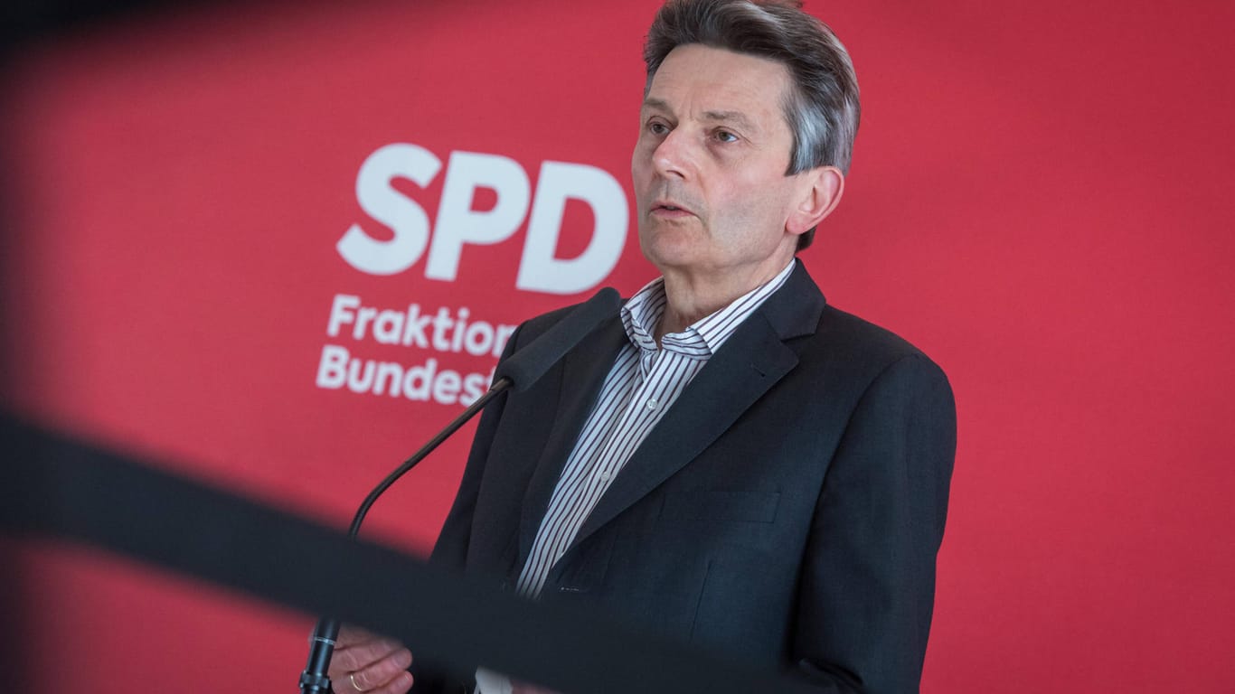 Rolf Mützenich, SPD-Fraktionschef: Er lehnt die Haltung Habecks ab.
