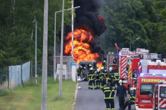 Flammen auf dem Gelände der Bundeswehr: Ein Fahrzeug soll dort in Brand geraten sein.