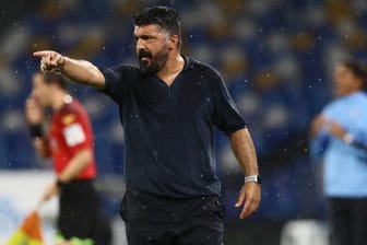 Gennaro Gattuso: Der Trainer hat nur zwei Tage nach seinem Rauswurf in Neapel einen neuen Job gefunden.