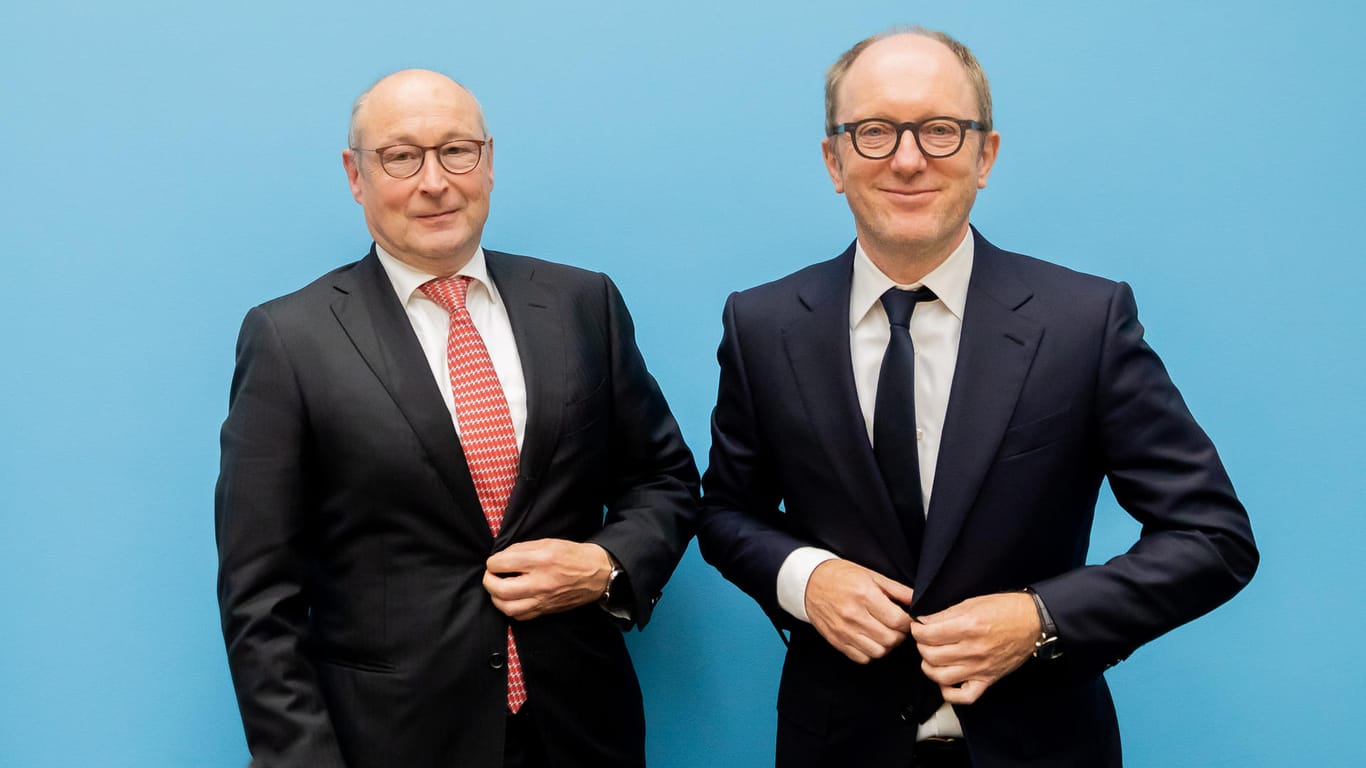 Rolf Buch (l), Vonovia-CEO und Michael Zahn, Chef der Deutsche Wohnen: Die beiden planen einen Zusammenschluss.