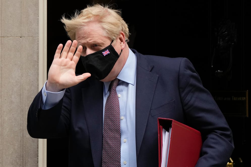 Boris Johnson am Mittwoch in London: Laut seinem ehemaligen Berater Dominic Cummings hat der britische Premierminister die Corona-Pandemie zu Beginn stark unterschätzt.