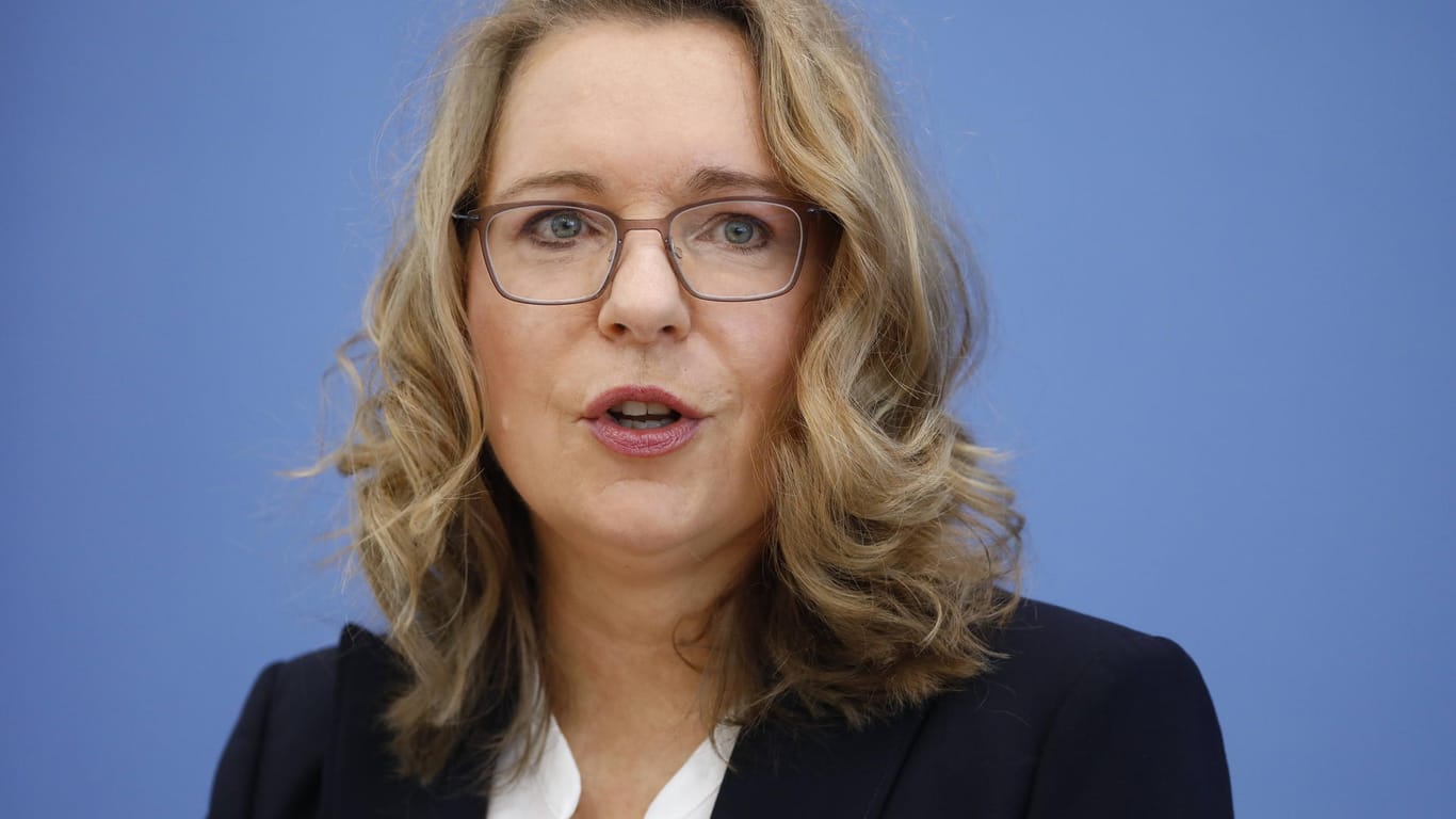 Claudia Kemfert: Die Energieökonomin hält das Klima-Urteil gegen Shell für sehr bedeutsam.