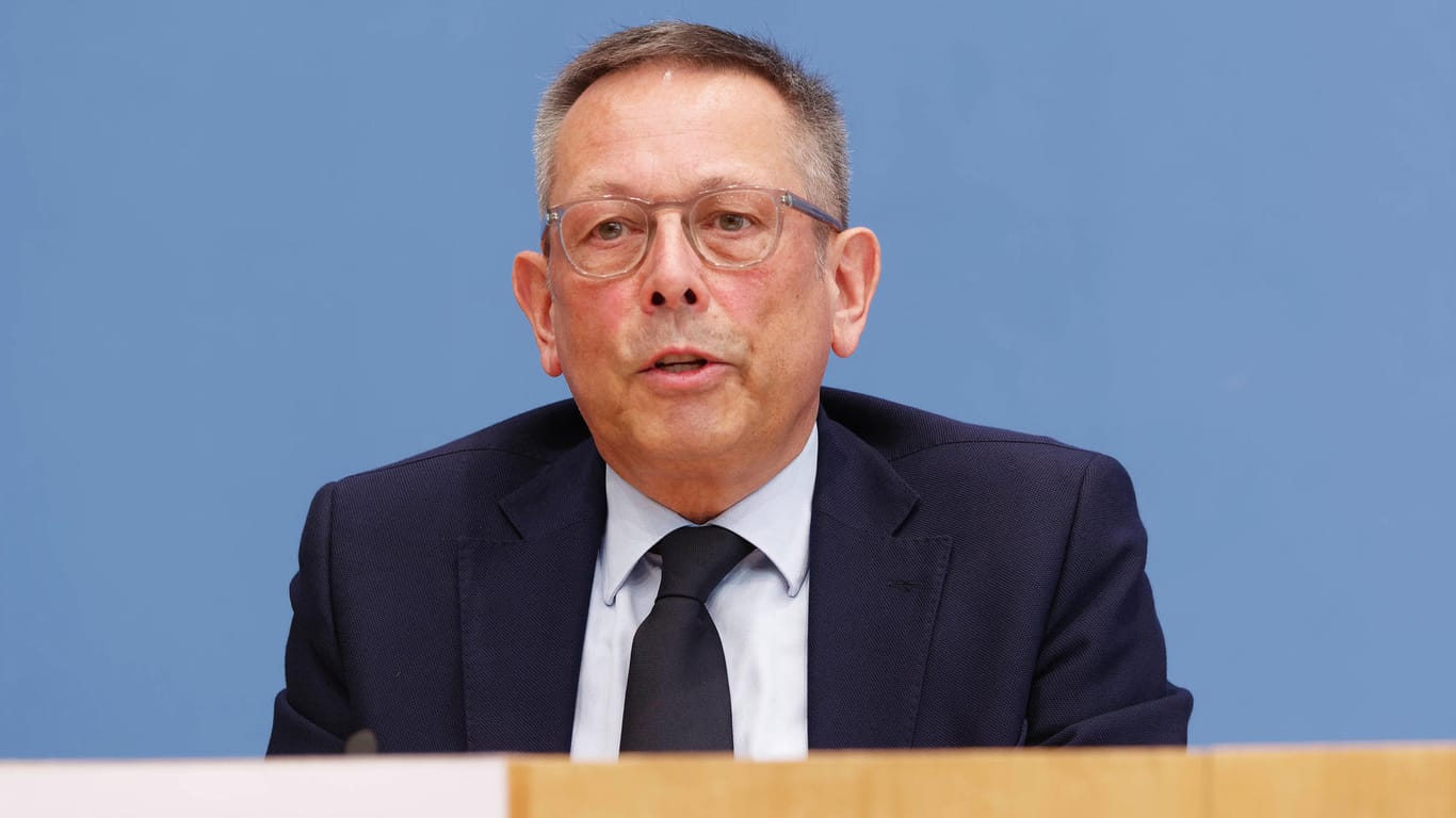 Johannes-Wilhelm Rörig: Er ist Unabhängiger Beauftragter für Fragen des sexuellen Kindesmissbrauchs – und stellte am Mittwoch in Berlin alarmierende Zahlen vor.