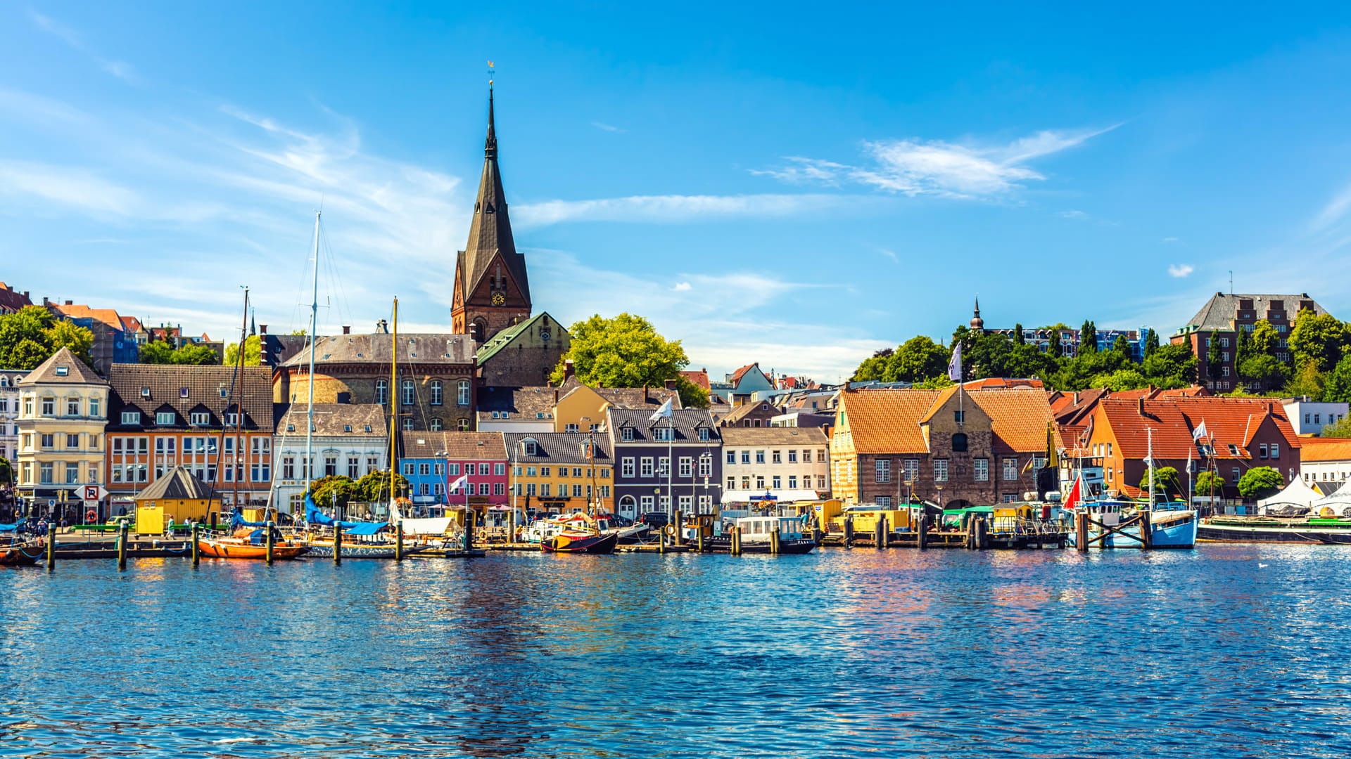 Schleswig-Holstein: Die älteste und die jüngste Gemeinde befinden sich in dem Bundesland.