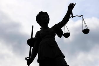 Justitia, die Göttin der Gerechtigkeit: In diesem Fall hat sich das Gericht mit dem Urteil nicht leicht getan.