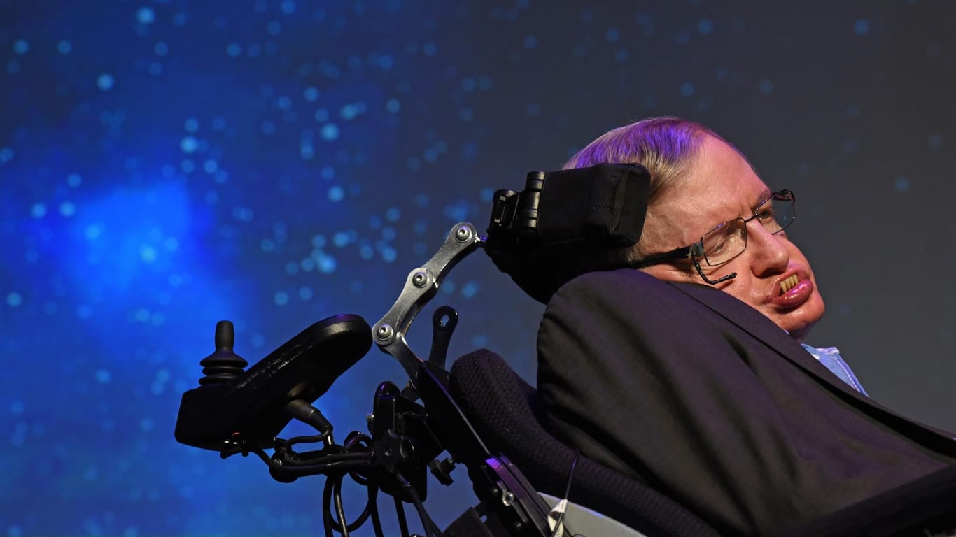 Stephen Hawking: Der Astrophysiker, der unter der Nervenkrankheit Amyotrophe Lateralsklerose (ALS) litt, starb 2018 im Alter von 76 Jahren.