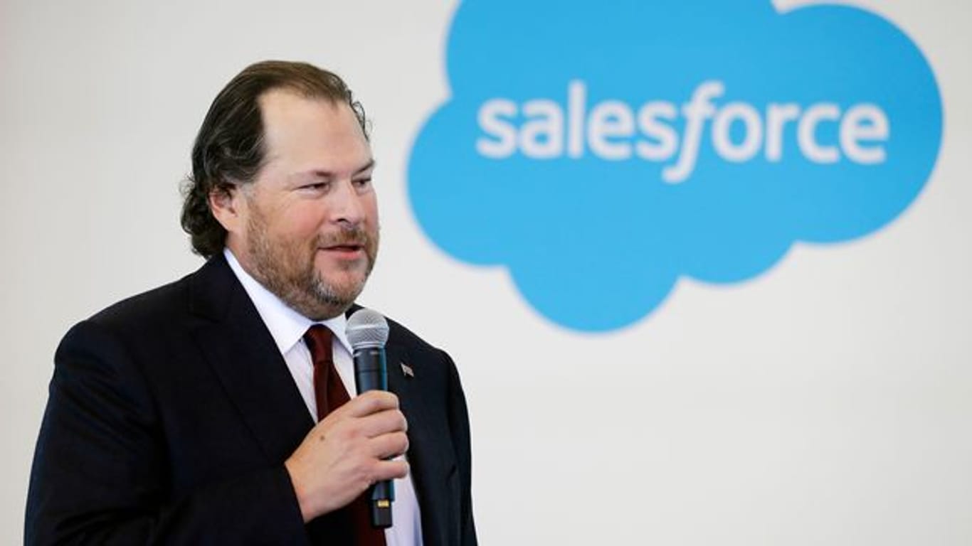 Marc Benioff, Chef von Salesforce, spricht auf einer Pressekonferenz.