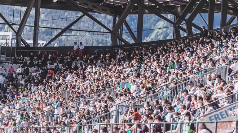 Das Tivoli Stadion in Innsbruck: Sport- und Kultur-Fans kommen ab dem 1. Juli wieder auf ihre Kosten.