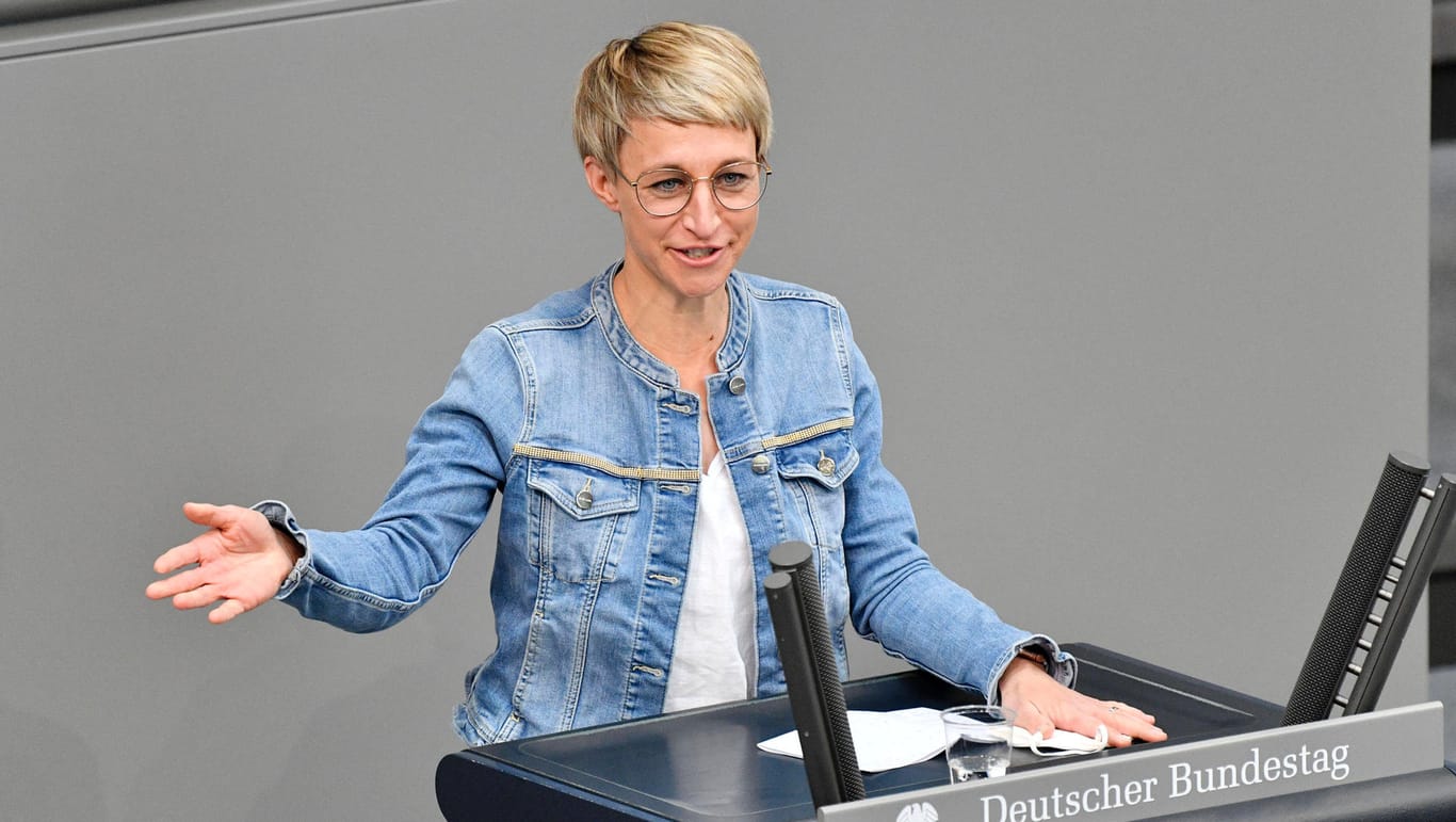 CDU-Politikerin Nadine Schön: "Wir wollen mehr Frauen in den Chefetagen: als hoch qualifizierte Führungspersönlichkeiten in gemischten Führungsteams und als Rollenvorbilder für die junge Generation."