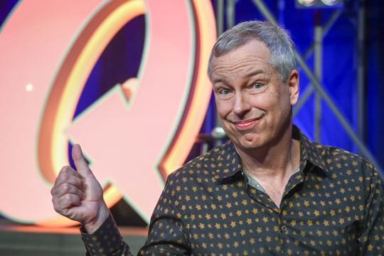 Im Rahmen eines Pilotprojekts öffnet Thomas Hermanns wieder den Quatsch Comedy Club.