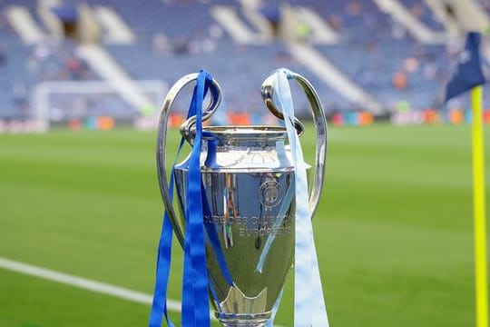 Das Objekt der Begierde: Die Champions-League-Trophäe.