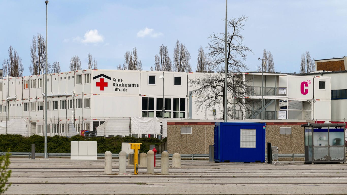 Berlin: Das Land Berlin hat bisher einen zweistelligen Millionenbetrag für das nicht genutzte Corona-Krankenhaus bezahlt.