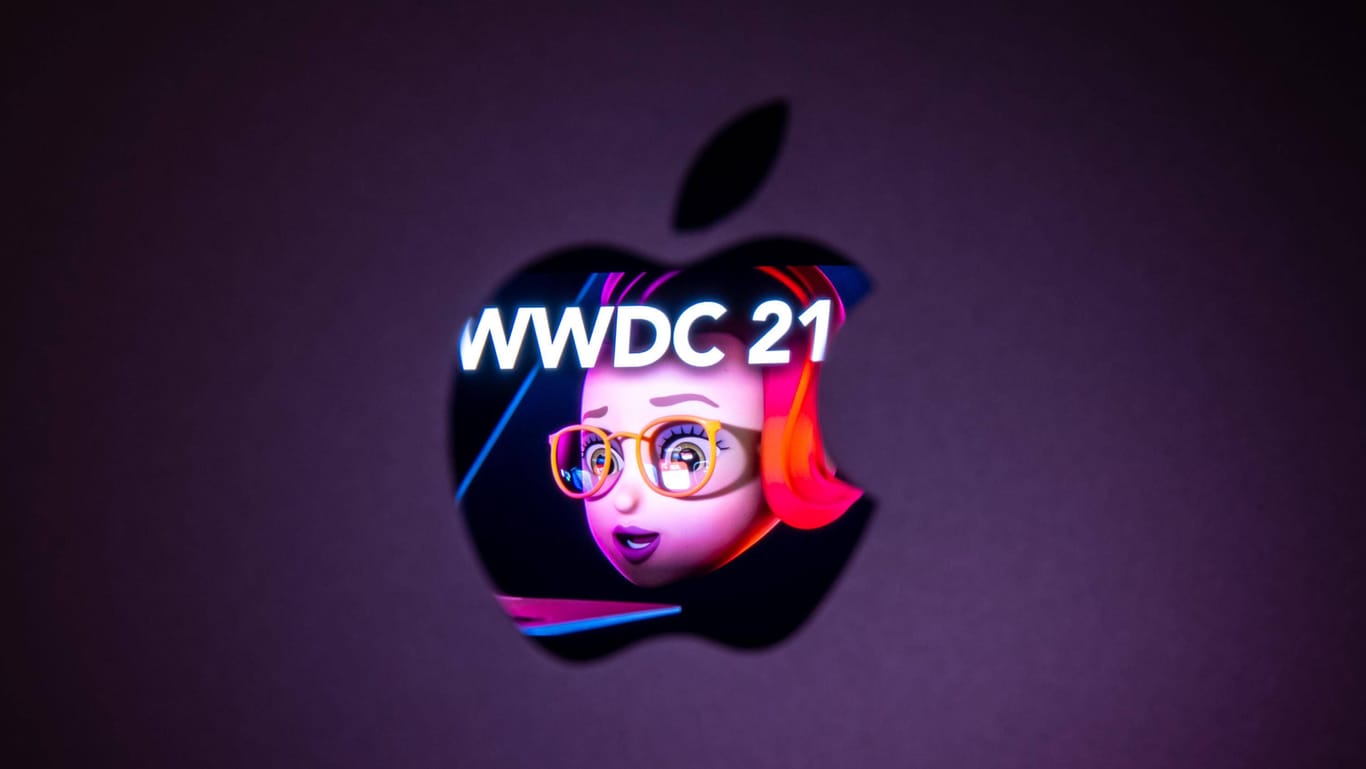 Die Einladung zur WWDC spiegelt sich im Apple-Logo: Was auf der Entwicklerkonferenz im Juni gezeigt werden könnte