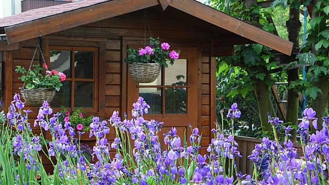 Gartenhaus: Nicht jedes Gartenhaus darf einfach aufgestellt werden.