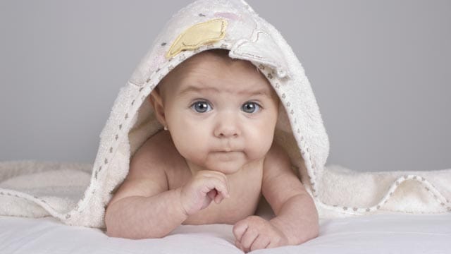 Babys halten sich nicht an Terminpläne - gut, wenn eine Hebamme in der Nähe ist. Babys halten sich nicht an Terminpläne - gut, wenn eine Hebamme in der Nähe ist.