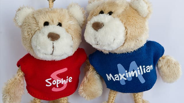 Vornamen: Traditionelle Vornamen wie Sophie und Maximilian stehen bei Eltern in Deutschland hoch im Kurs. Vornamen: Traditionelle Vornamen wie Sophie und Maximilian stehen bei Eltern in Deutschland hoch im Kurs.