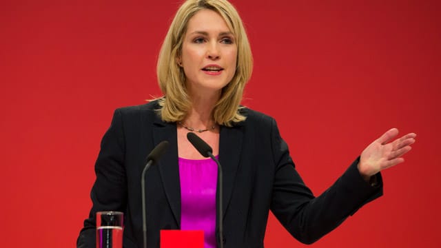 Familienministerin Manuela Schwesig macht sich für unverheiratete Paare stark.