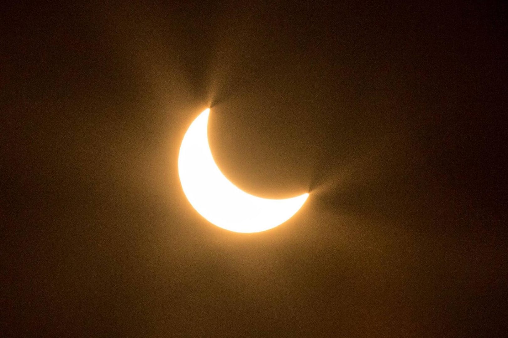 Sonnenfinsternis: Bei dem Himmelsereignis schiebt sich der Mond vor die Sonne.