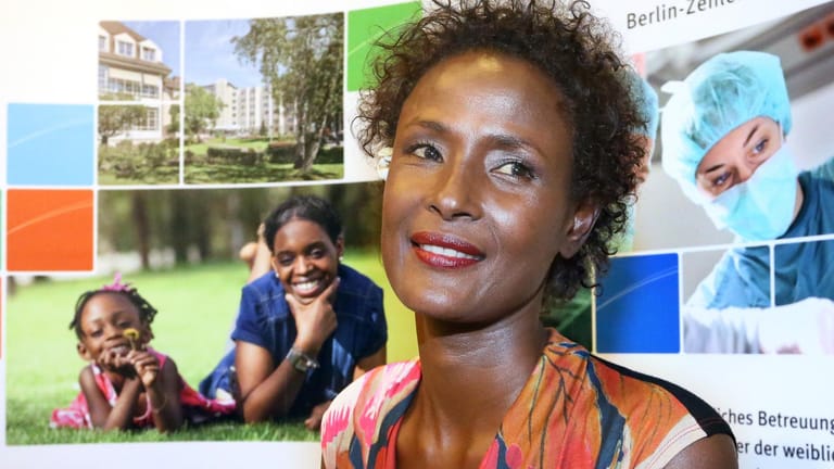 Ihr Buch "Wüstenblume" wurde zum Bestseller - das Model Waris Dirie kämpft gegen Genitalverstümmelung.