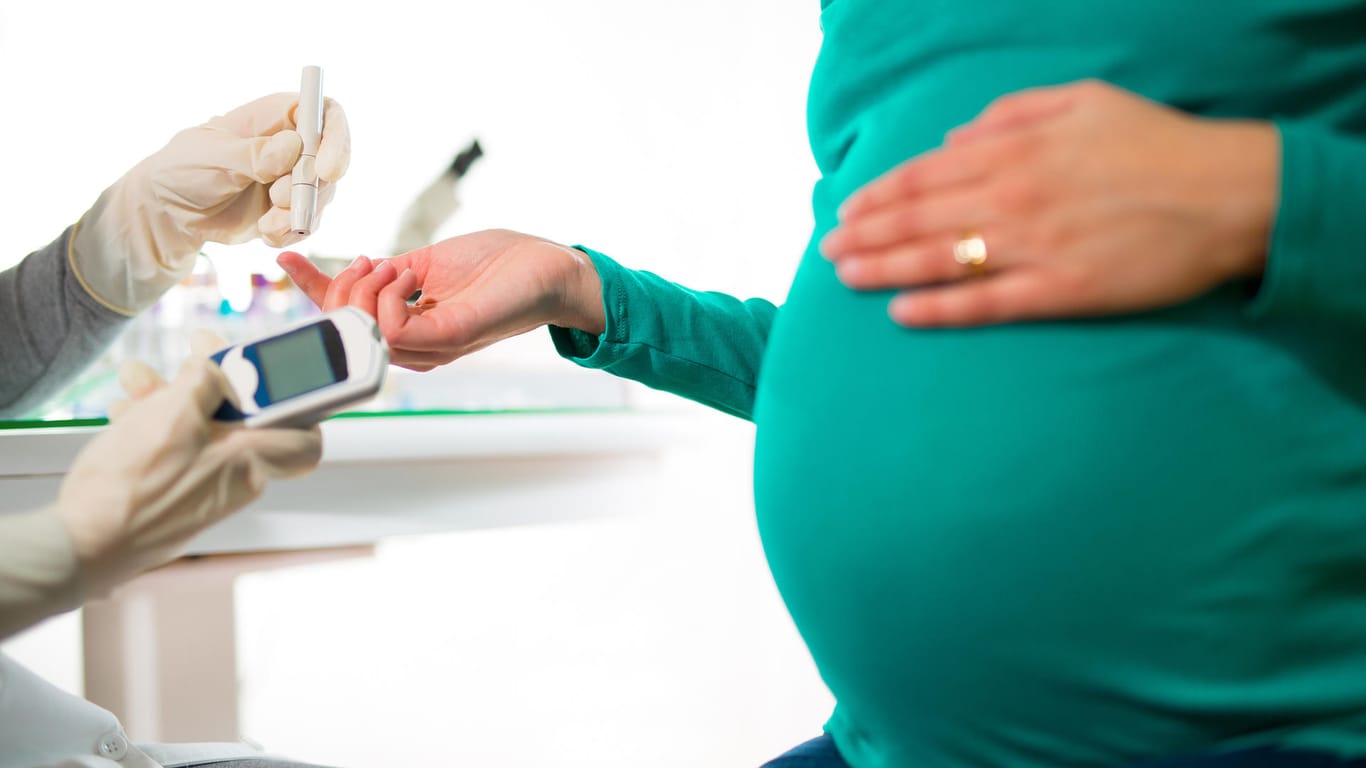 Eine Schwangerschaftsdiabetes ist eine häufige Begleiterscheinung während einer Schwangerschaft.