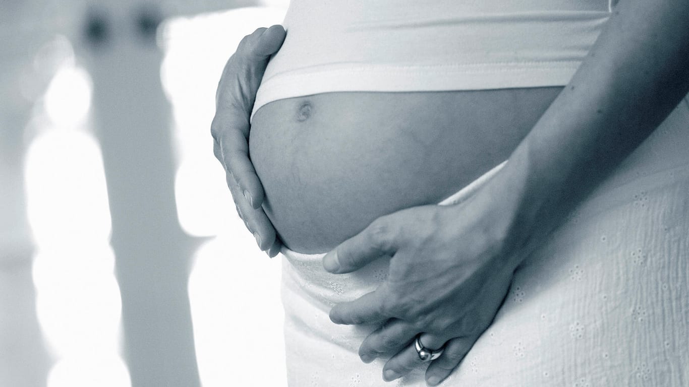 Leihmutter: Eine 67-jährige Griechin hat als Leihmutter das Kind ihrer Tochter ausgetragen. (Symbolfoto)