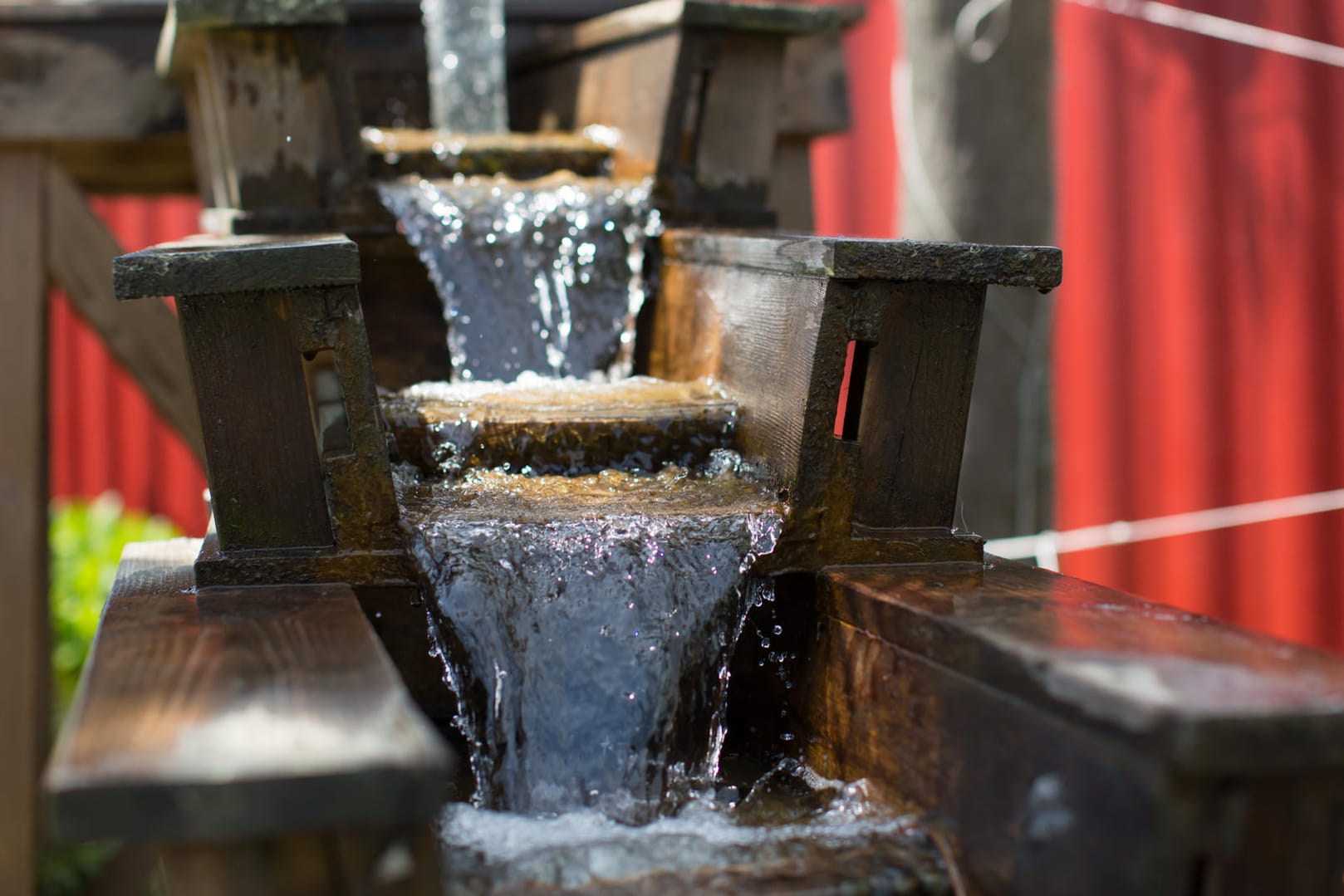 Wasserfall mit Regenwasser