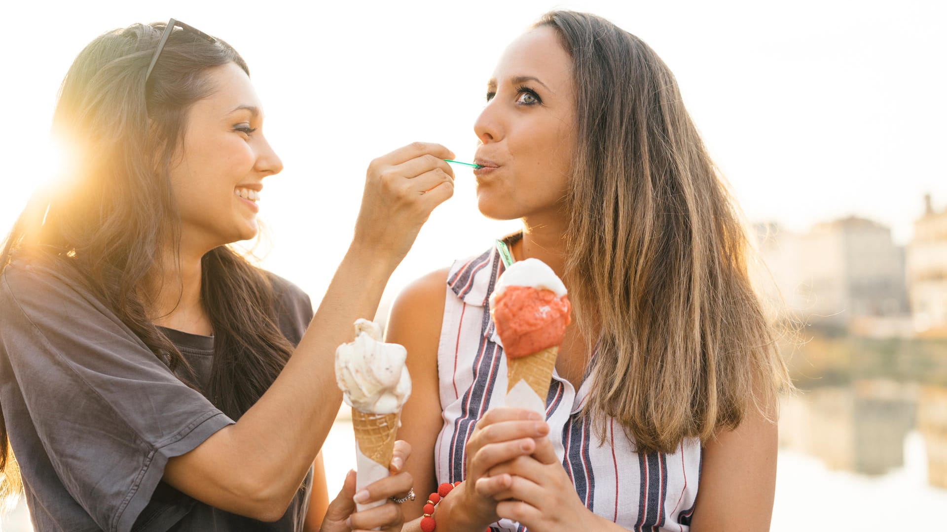 Eis im Sommer: Wir verraten, in welchen Eisdielen es in Deutschland besonders gut schmeckt.