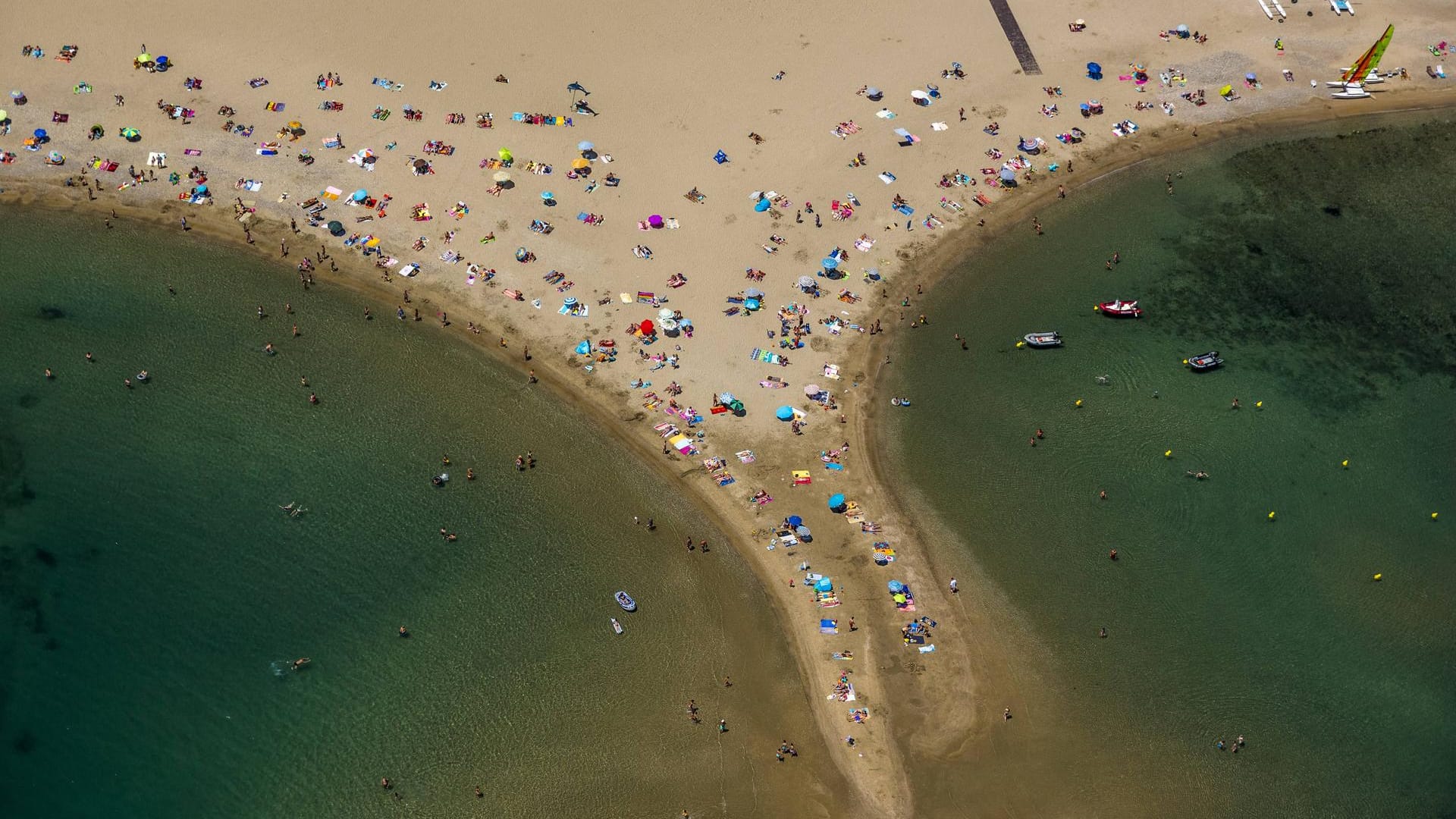 Cap d’Agde: Für viele Nacktbader gilt Cap d’Agde als die beste FKK-Anlage der Welt – wohl auch wegen der malerischen Strände.