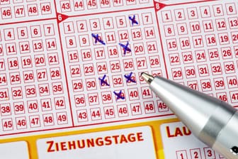 Lotto am Mittwoch: Acht Millionen Euro liegen im Lostopf.