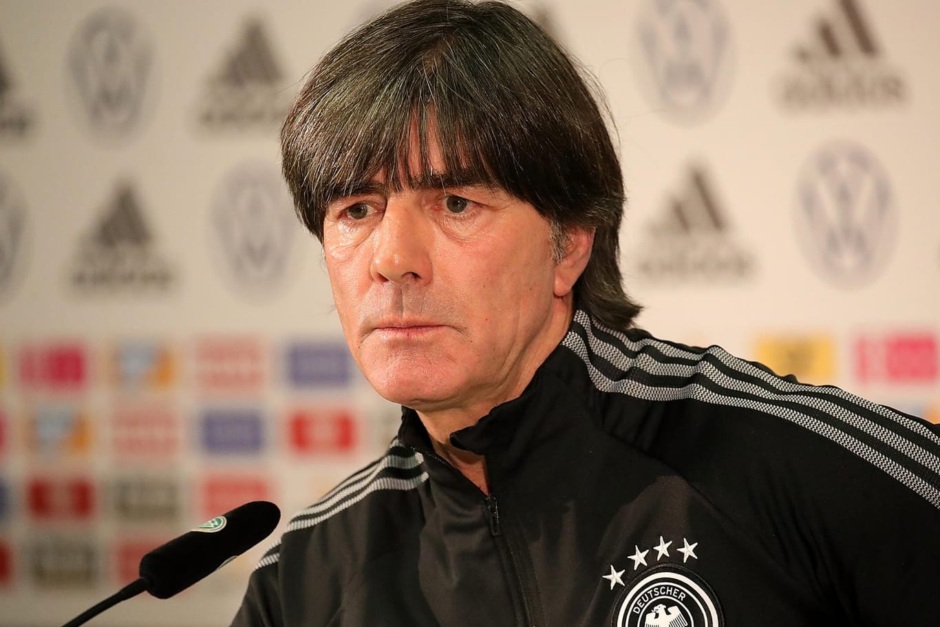 Joachim Löw bei einer Pressekonferenz: Der Bundestrainer steht vor seinem Abschiedsturnier als DFB-Coach.