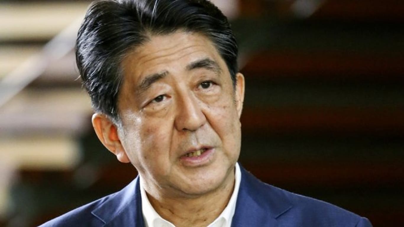 Japans Premierminister Shinzo Abe tritt aus gesundheitlichen Gründen zurück.