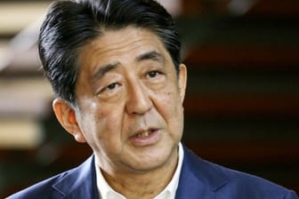 Japans Premierminister Shinzo Abe tritt aus gesundheitlichen Gründen zurück.