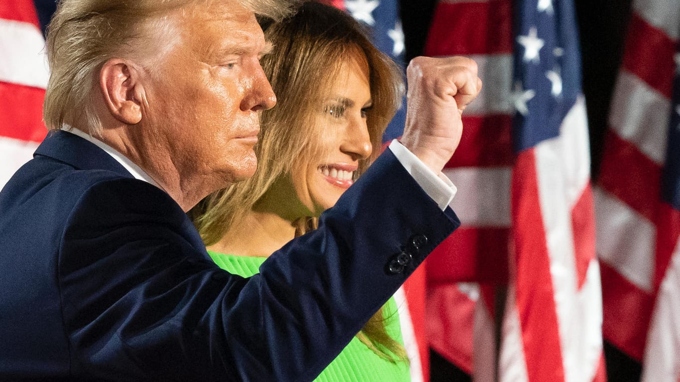 Donald und Melania Trump beim Parteitag der Republikaner: "Partei des Personenkults".