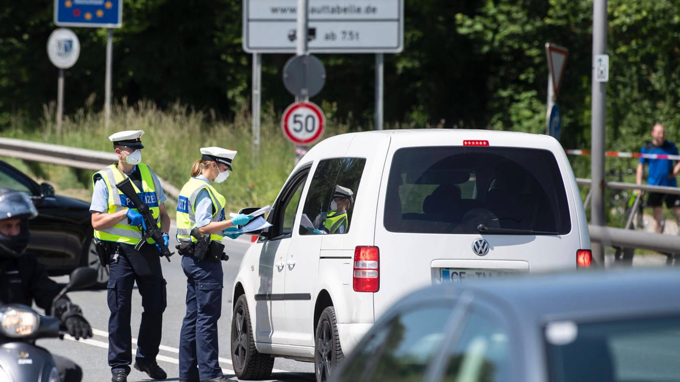 Grenzkontrollen in Bayern: Die Grenzpolizei des Bundeslandes verstößt in Teilen gegen die Verfassung.