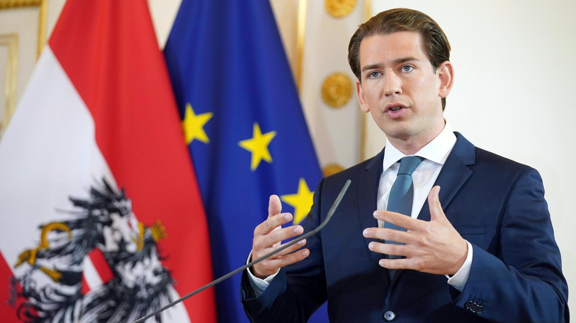 Sebastian Kurz (ÖVP), Bundeskanzler von Österreich: Es sei aus heutiger Sicht sehr wahrscheinlich, dass die Menschen im nächsten Sommer zur gewohnten Normalität zurückkehren könnten, sagte der Regierungschef. Sebastian Kurz (ÖVP), Bundeskanzler von Österreich: Es sei aus heutiger Sicht sehr wahrscheinlich, dass die Menschen im nächsten Sommer zur gewohnten Normalität zurückkehren könnten, sagte der Regierungschef.