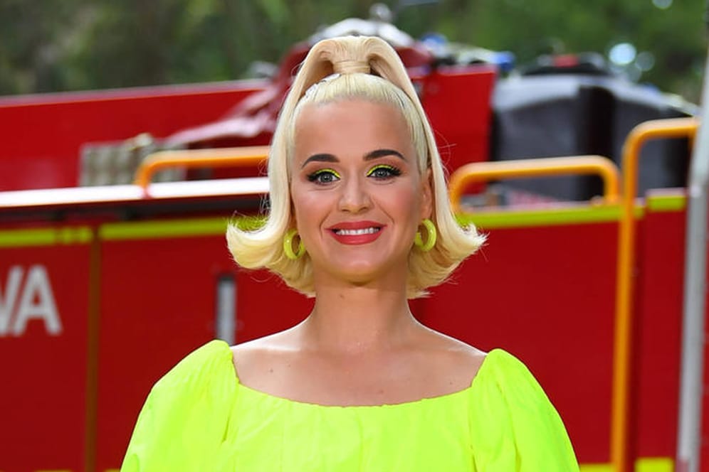 Katy Perry: Die Sängerin hat nicht nur ihr erstes Kind bekommen, sondern veröffentlicht nun auch ihr fünftes Album, "Smile".