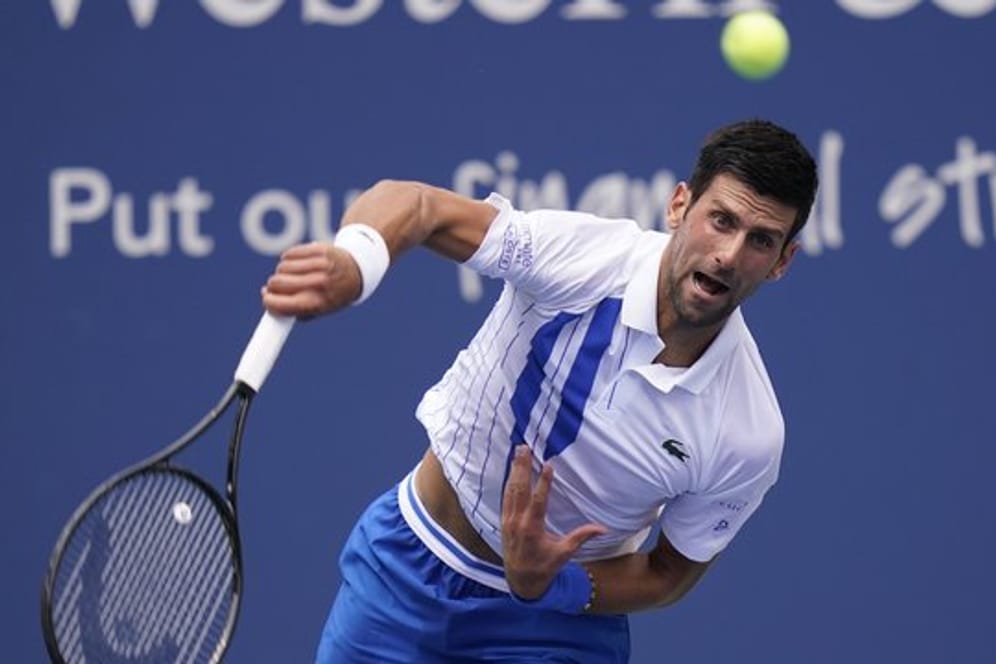 Wird seiner Favoritenrolle gerecht: Tennis-Star Novak Djokovic siegt gegen Bautista-Agut.