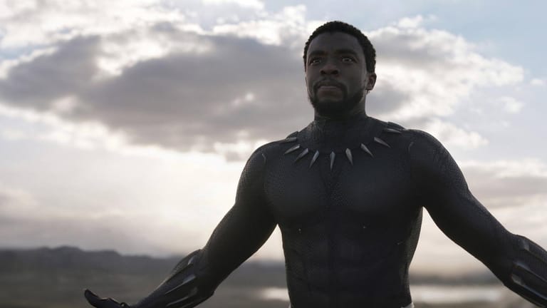 Chadwick Boseman: Der "Black Panther"-Hauptdarsteller ist mit 43 Jahren gestorben.