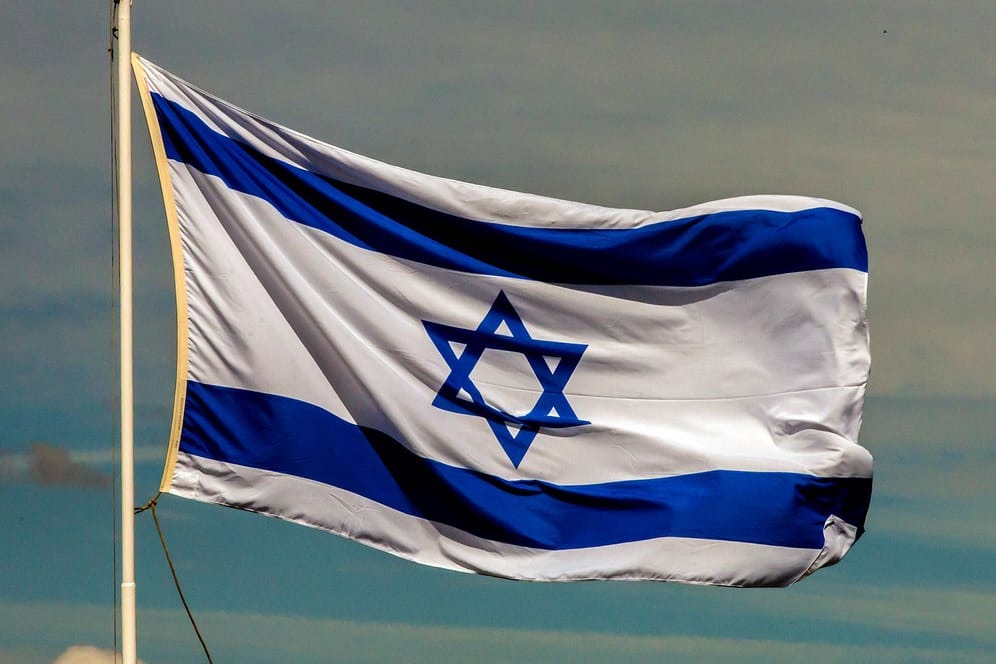 Die Flagge Israels: Die Vereinigten Arabischen Emirate haben nun ein Gesetz per Diskret aufgehoben, sodass nun wieder Import und Handel zu Israel erlaubt ist.