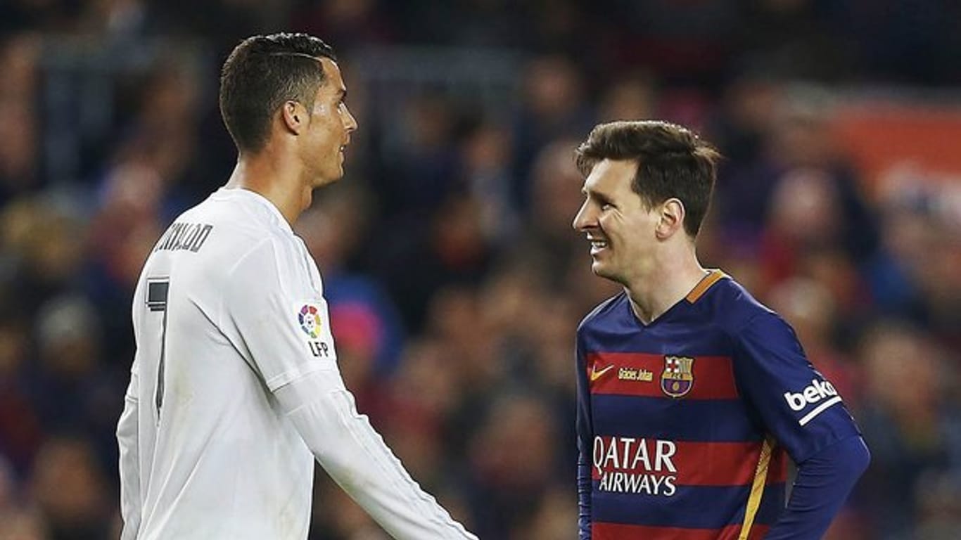 Bald Teamkollegen?: Cristiano Ronaldo (l) und Lionel Messi.