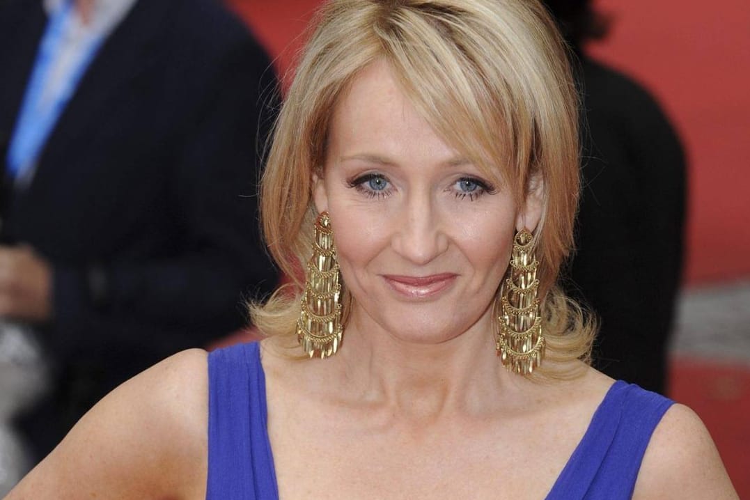 J K Rowling: Die "Harry Potter"-Autorin steht wegen vergangener Aussagen in der Kritik.